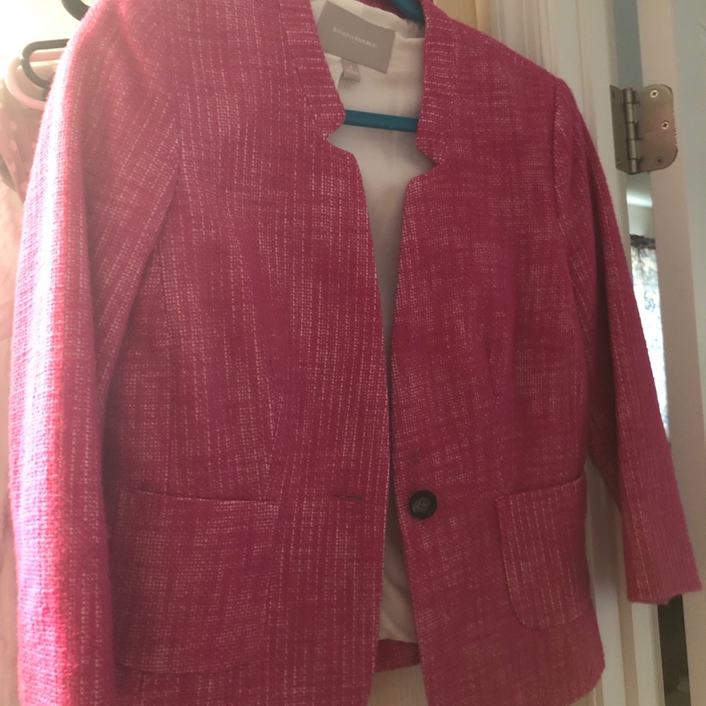 Women’s Size 8 hot pink blazer